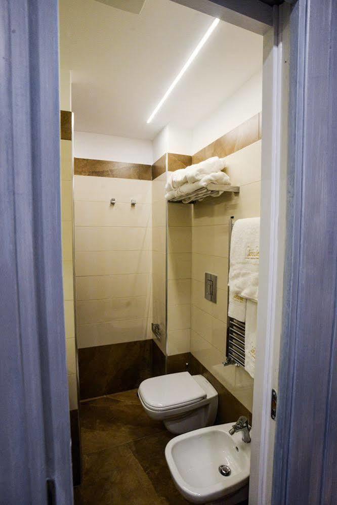 Click&Sleep Fuorigrotta Apartment Naples Exterior photo